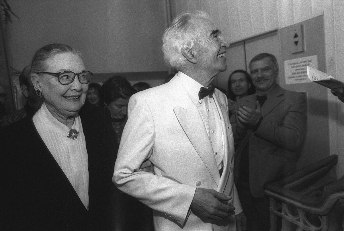 Большой Зал Московской Консерватории. Европейская премьера мессы Дэйва Брубека "To Hope! A Celebration" с участием джаз-квартета "Dave Brubeck Quartet". Дирижер Рассел Глойд\Russell Gloyd и саксофонист Бобби Миллителло\Bobby Militello. 2 декабря 1997