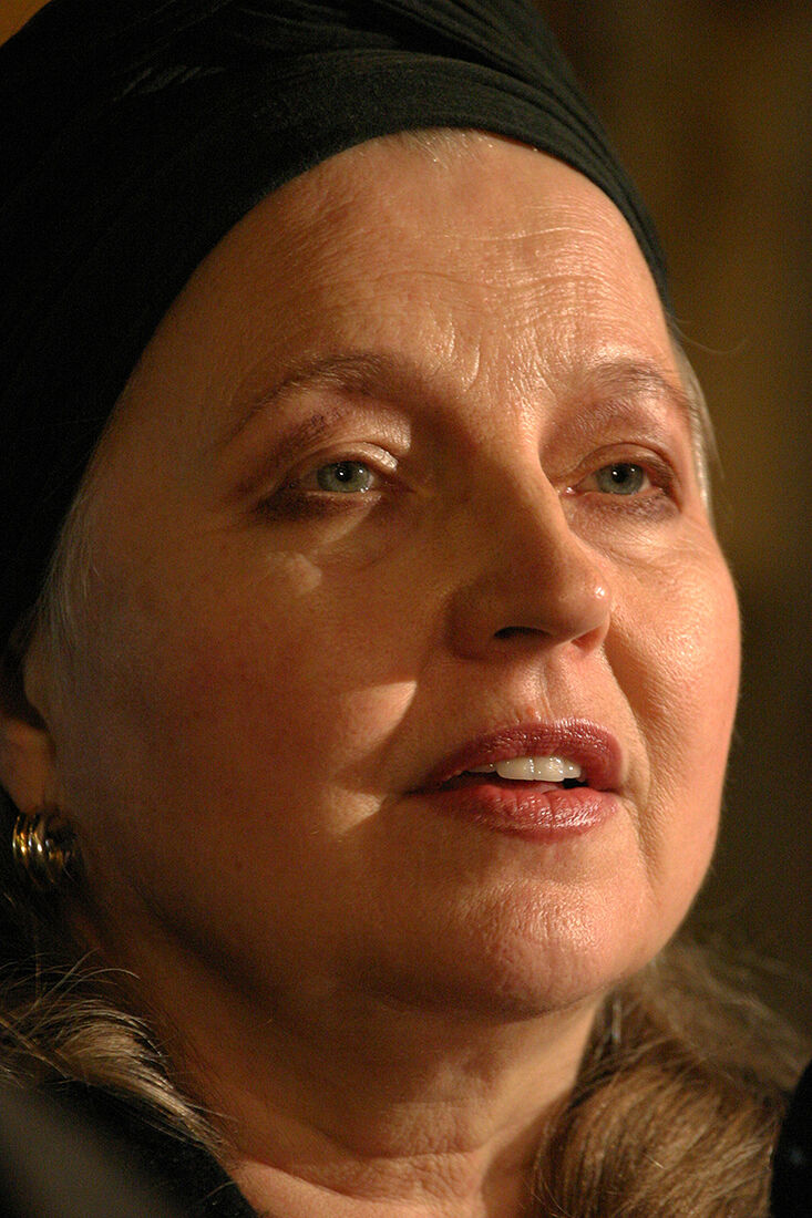 Актриса Ханна Шигулла.